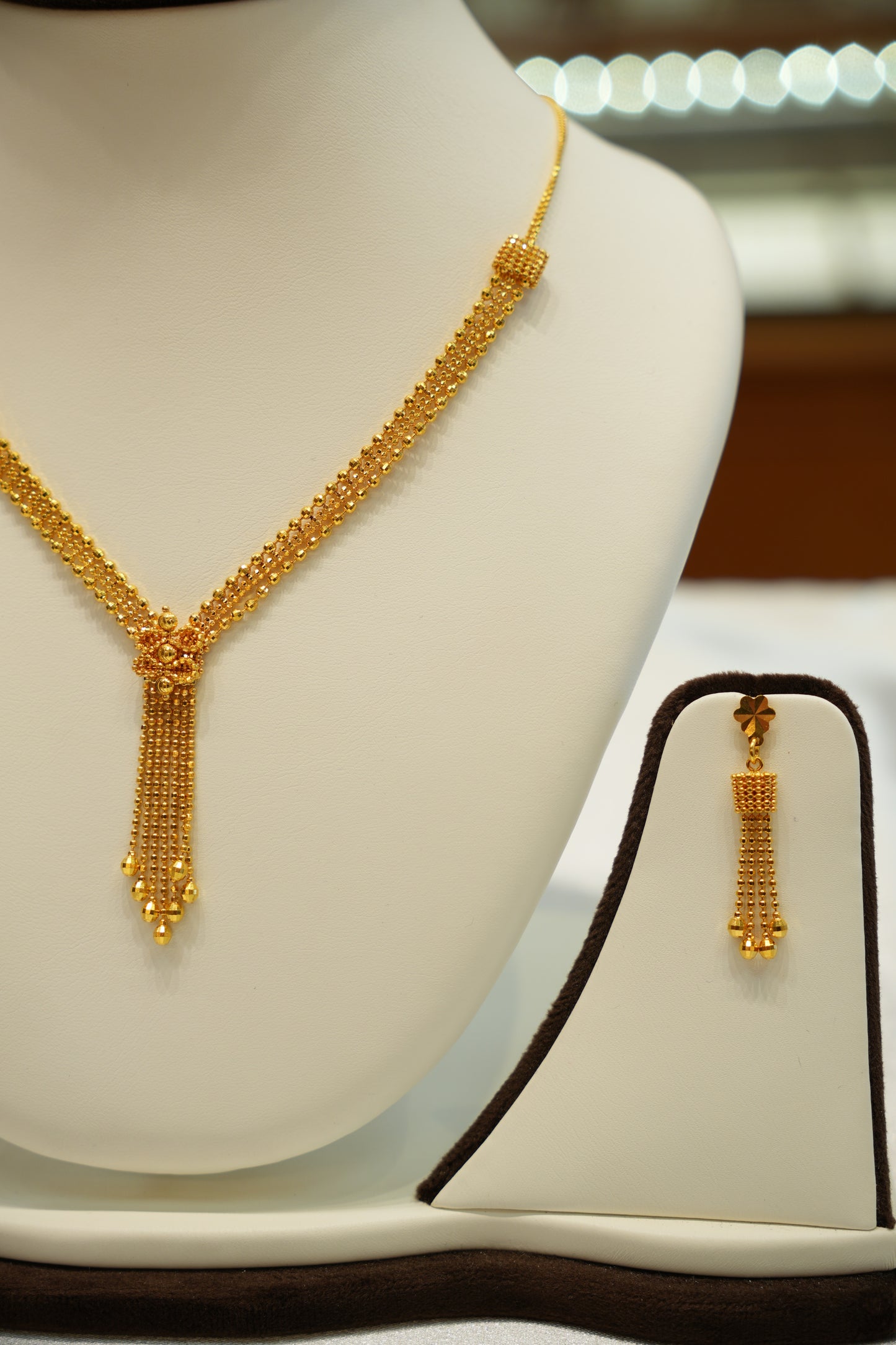 22Kt Gold Ladies Necklace