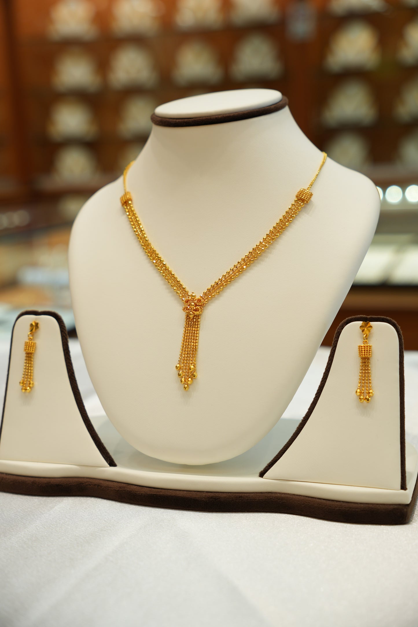 22Kt Gold Ladies Necklace