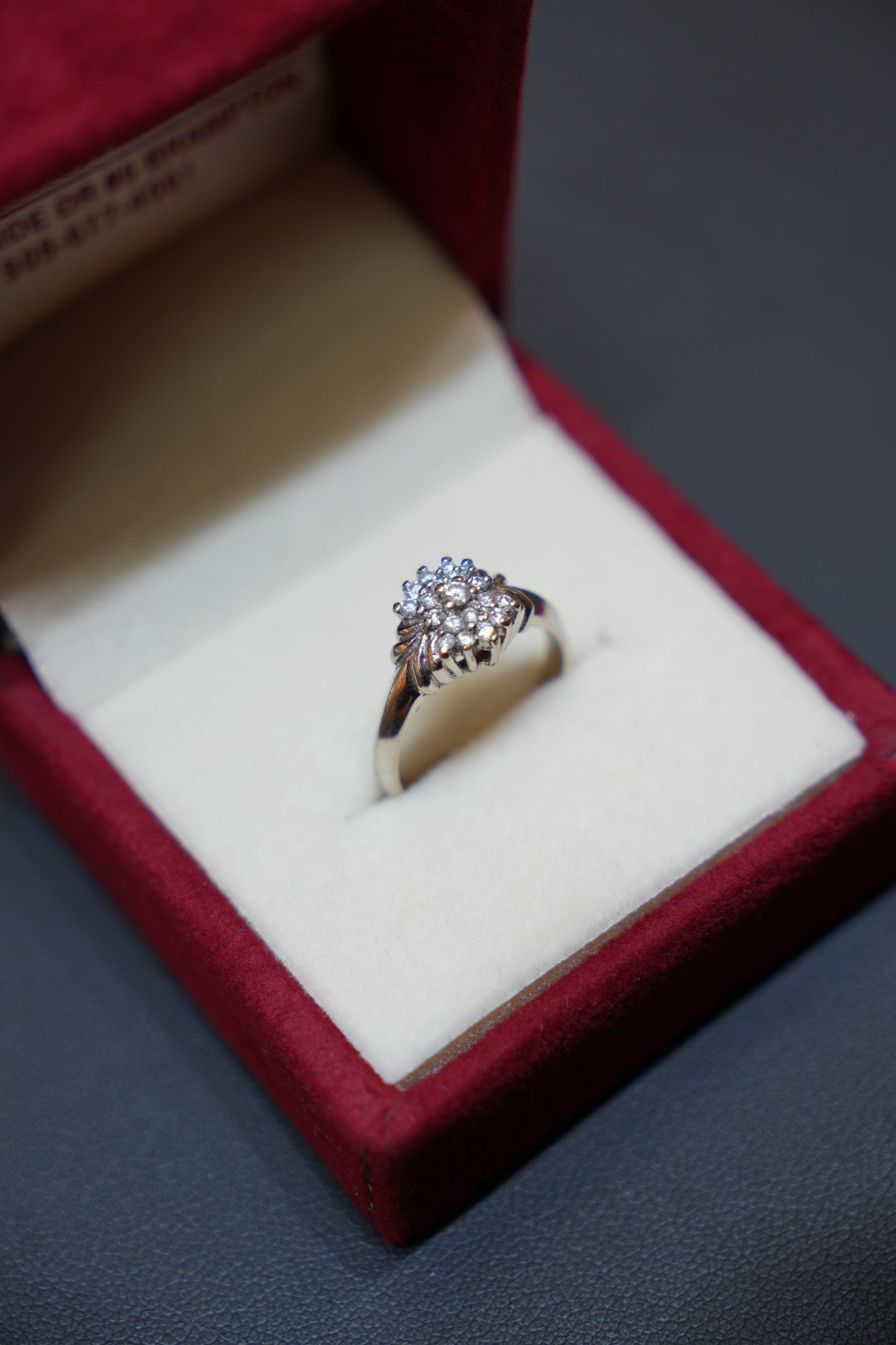 18K Natural Diamond Ring