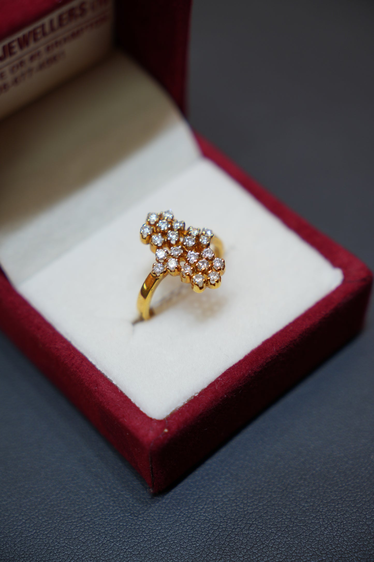 18K Natural Diamond Ring