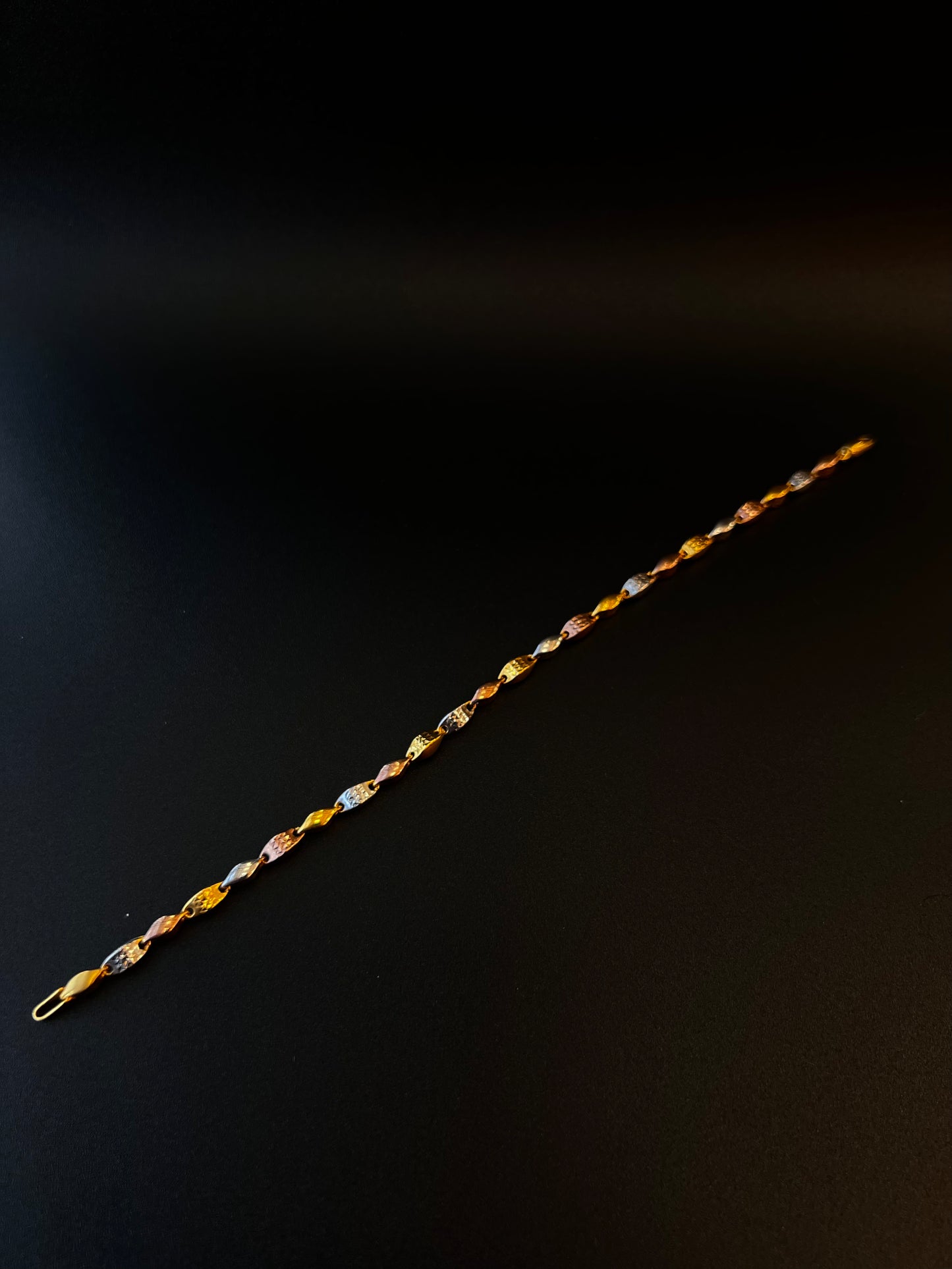 22k Gold Ladies Bracelet