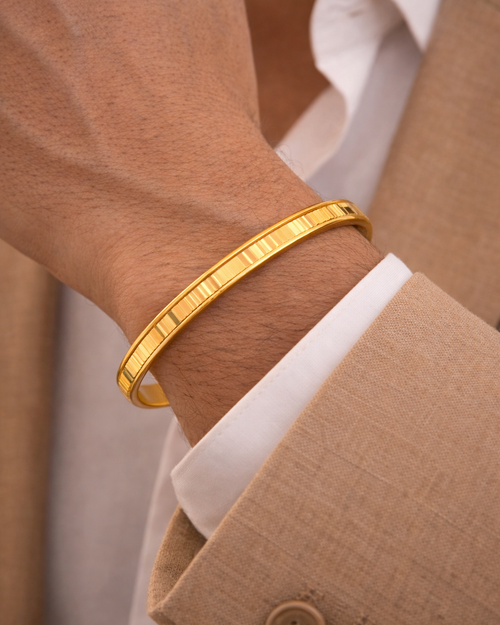 Gold Kara
