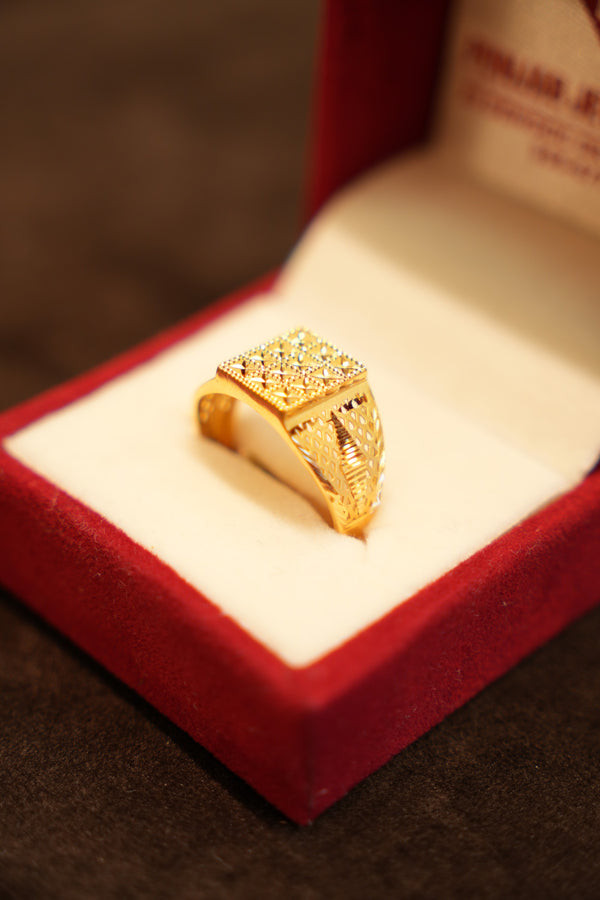 22K Gold X-Pattern Grid Dome Ring