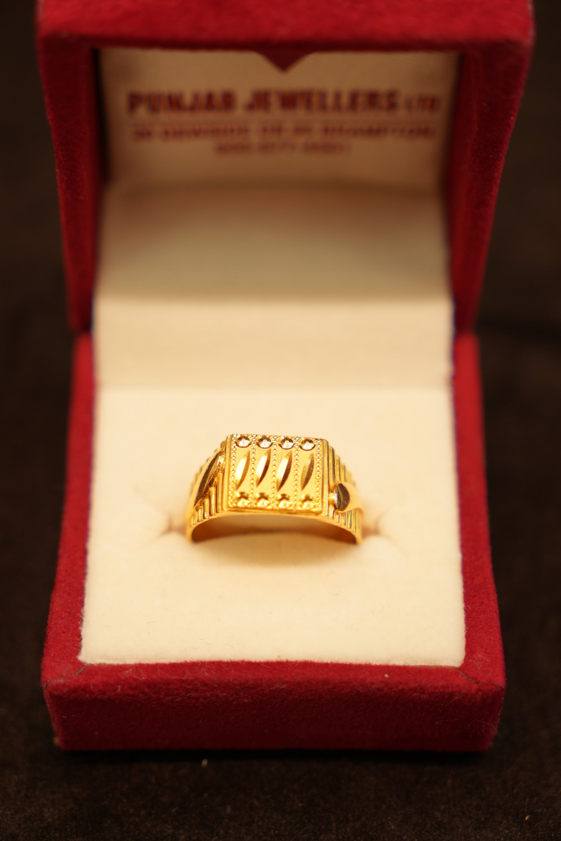 22K Gold Leaf Column Ring