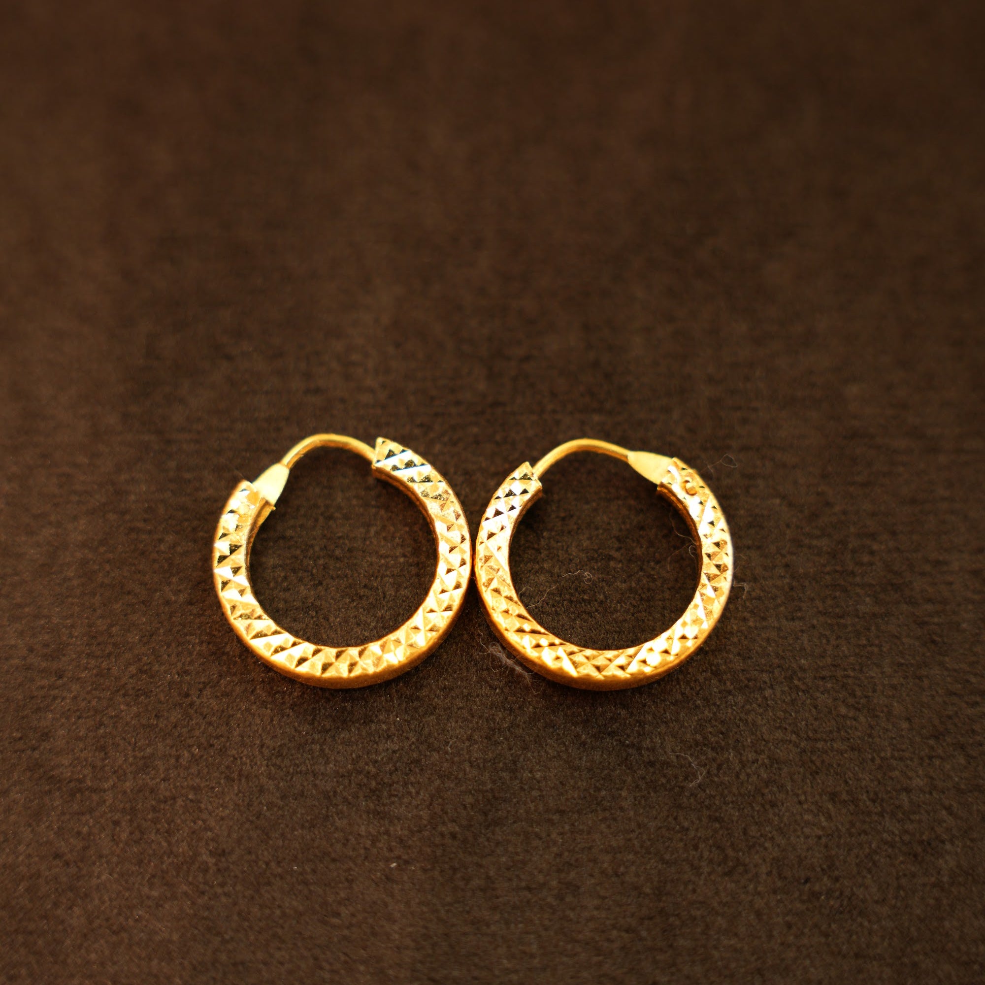 22K Gold Pyramid-Cut Wide Band Hoop Earrings