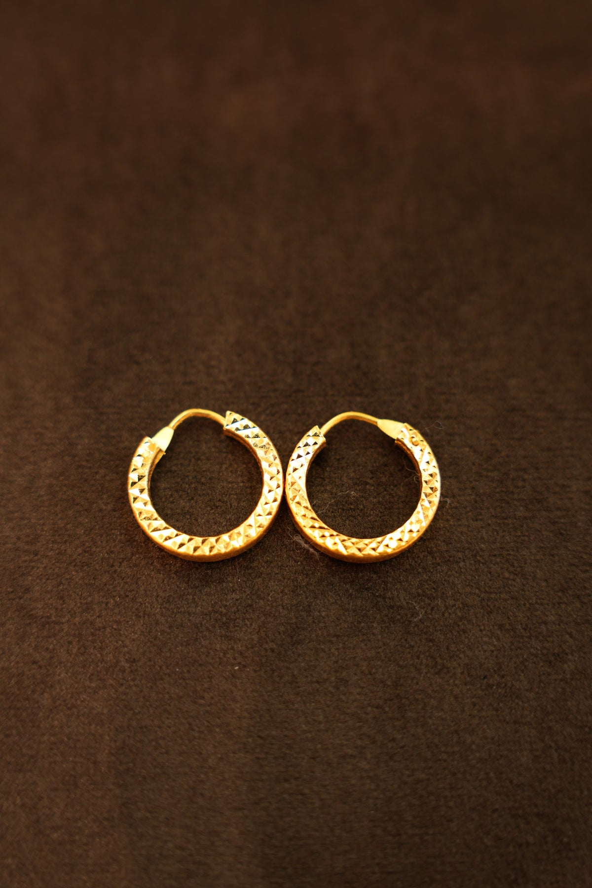22K Gold Pyramid-Cut Wide Band Hoop Earrings