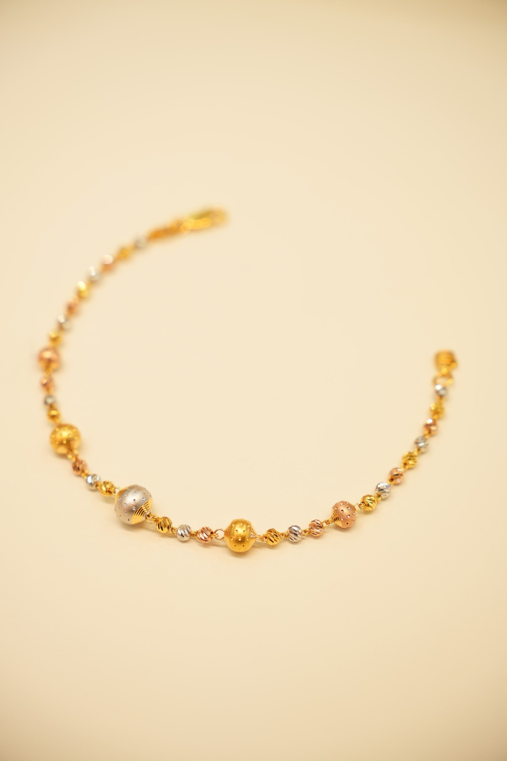 22K Tri-Tone Dotted Bead Bracelet