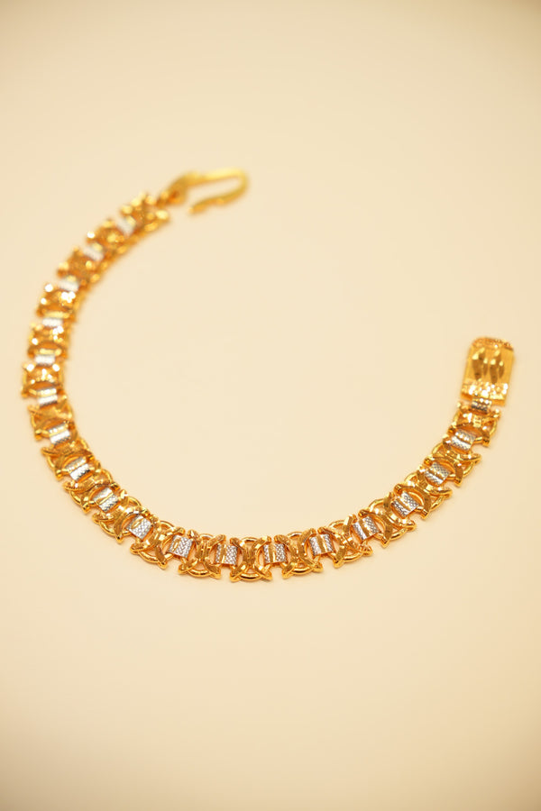 22K Gold Two-Tone Bowtie Link Bracelet