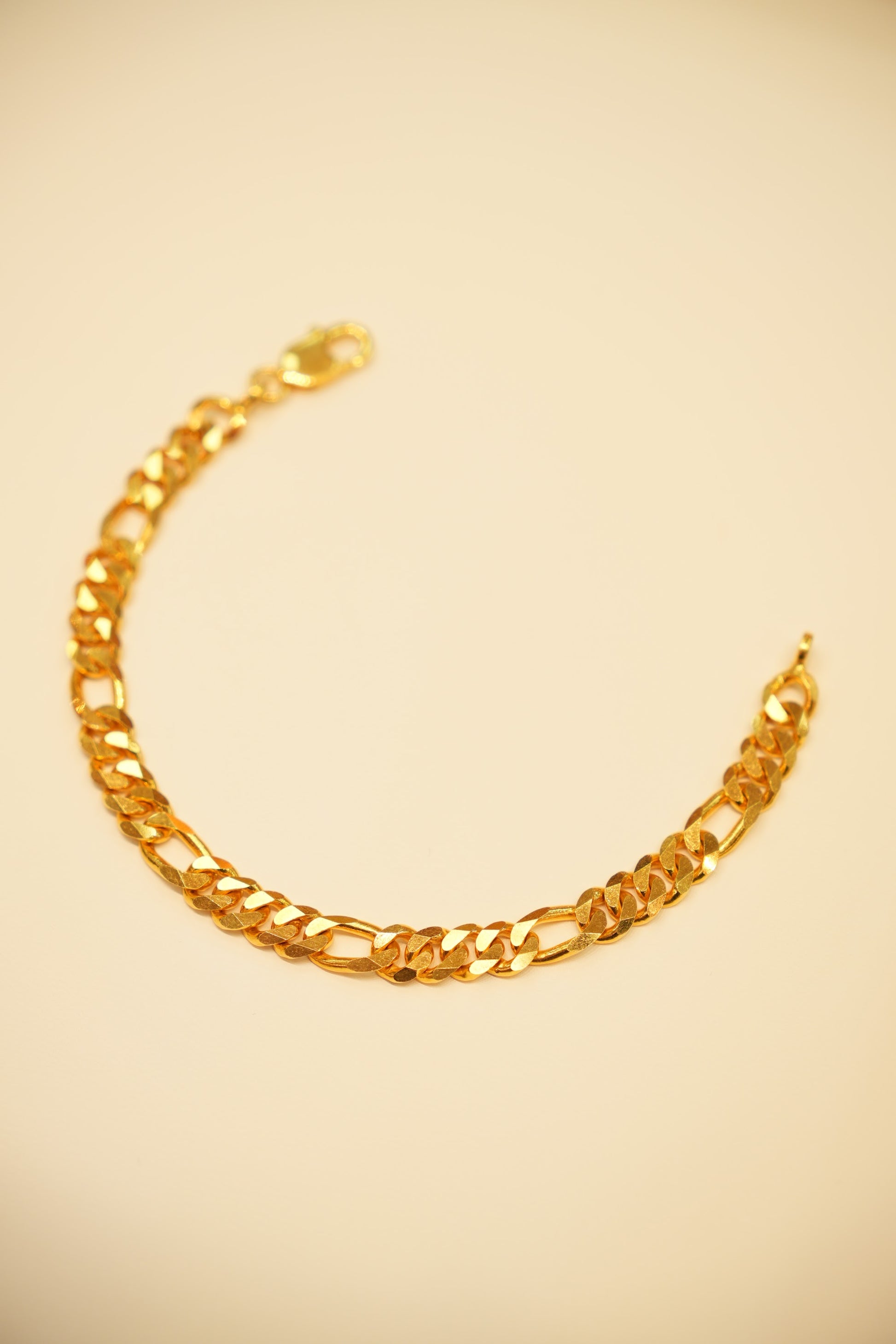 22K Gold Curb Link Bracelet