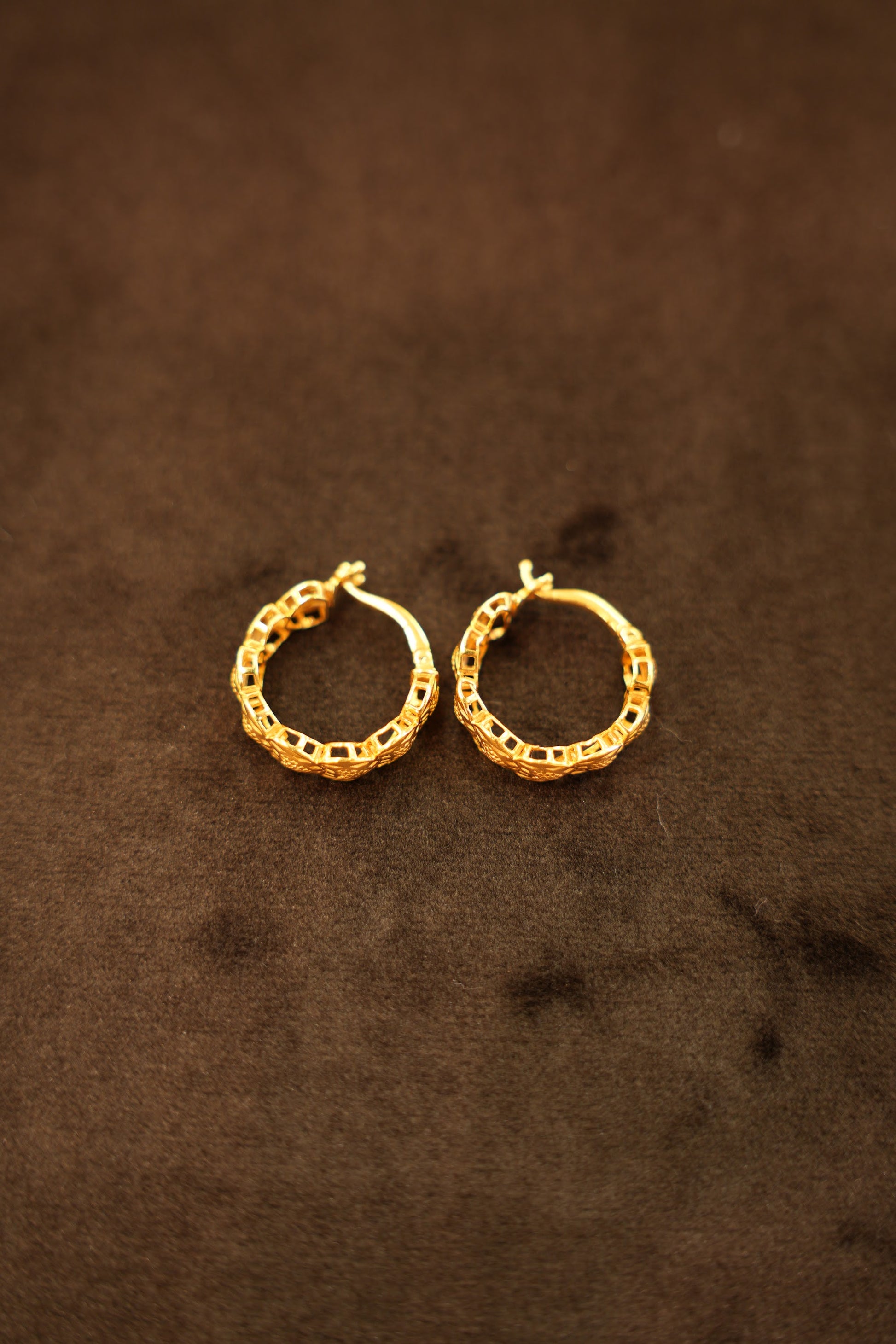 22K Gold Openwork Lattice Wide Hoop Earrings
