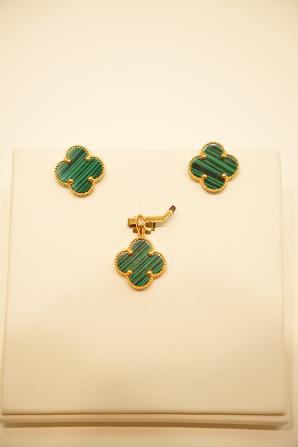 22K Gold Green Stone Clover Pendant Set