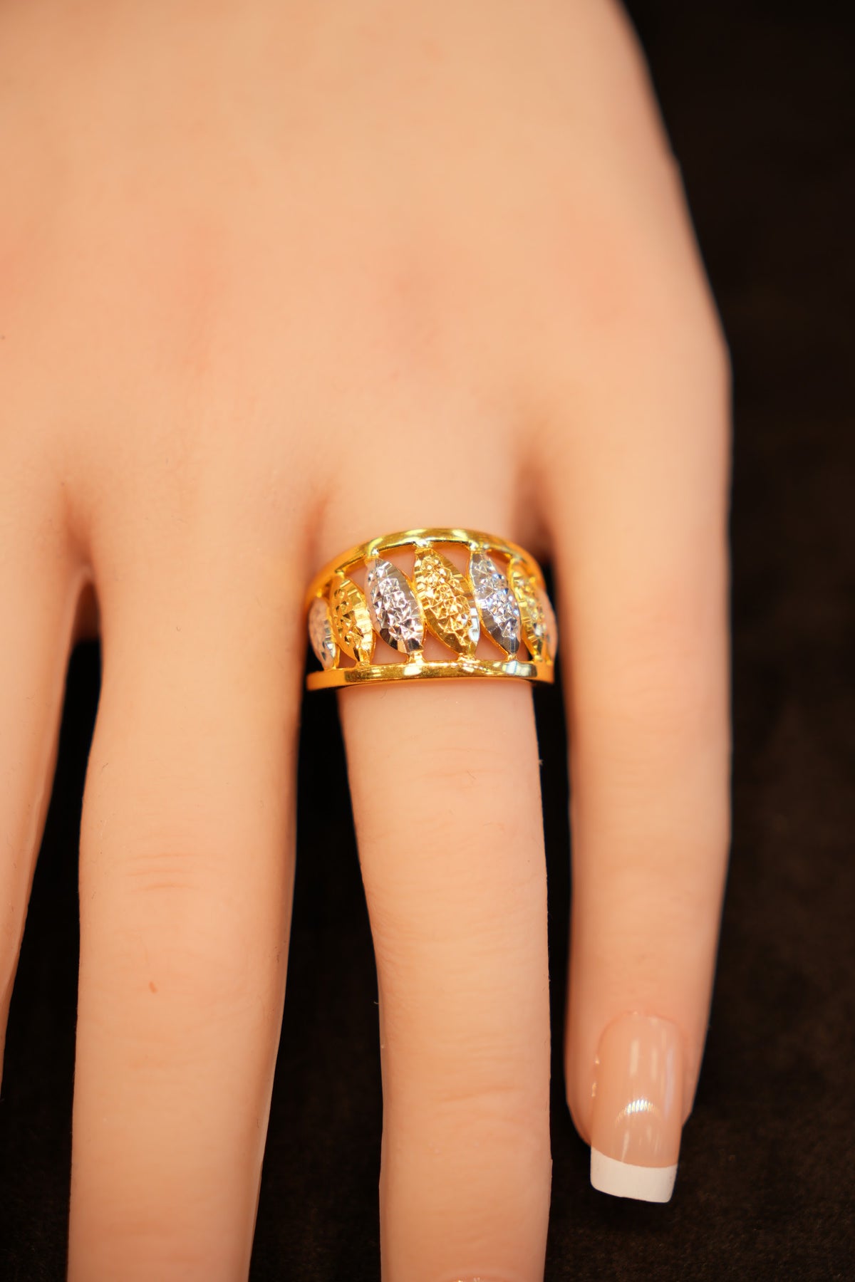 22K Gold Two-Tone Petal Dome Ring