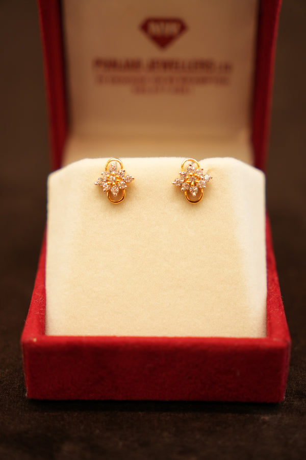 22K Gold Petite Pavé Flower Stud Earrings