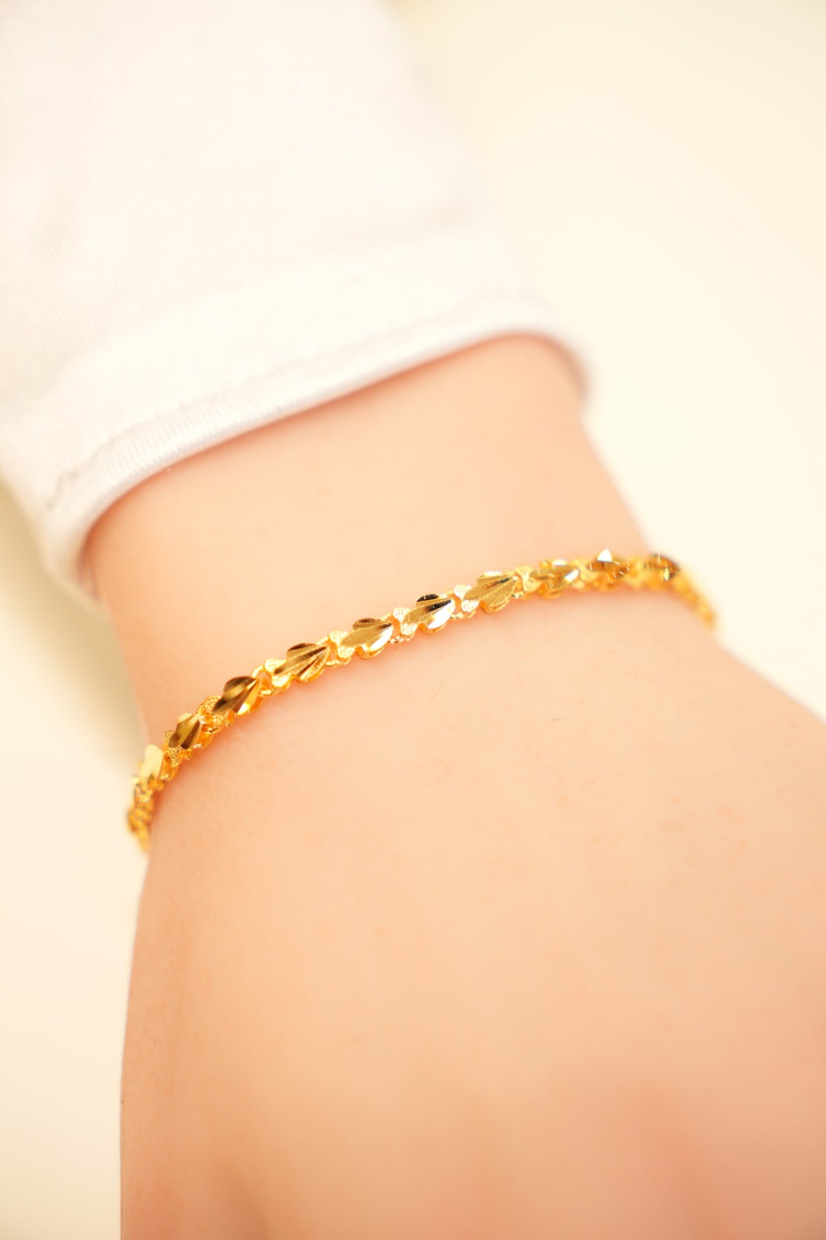 22K Gold Leaf Petal Link Bracelet