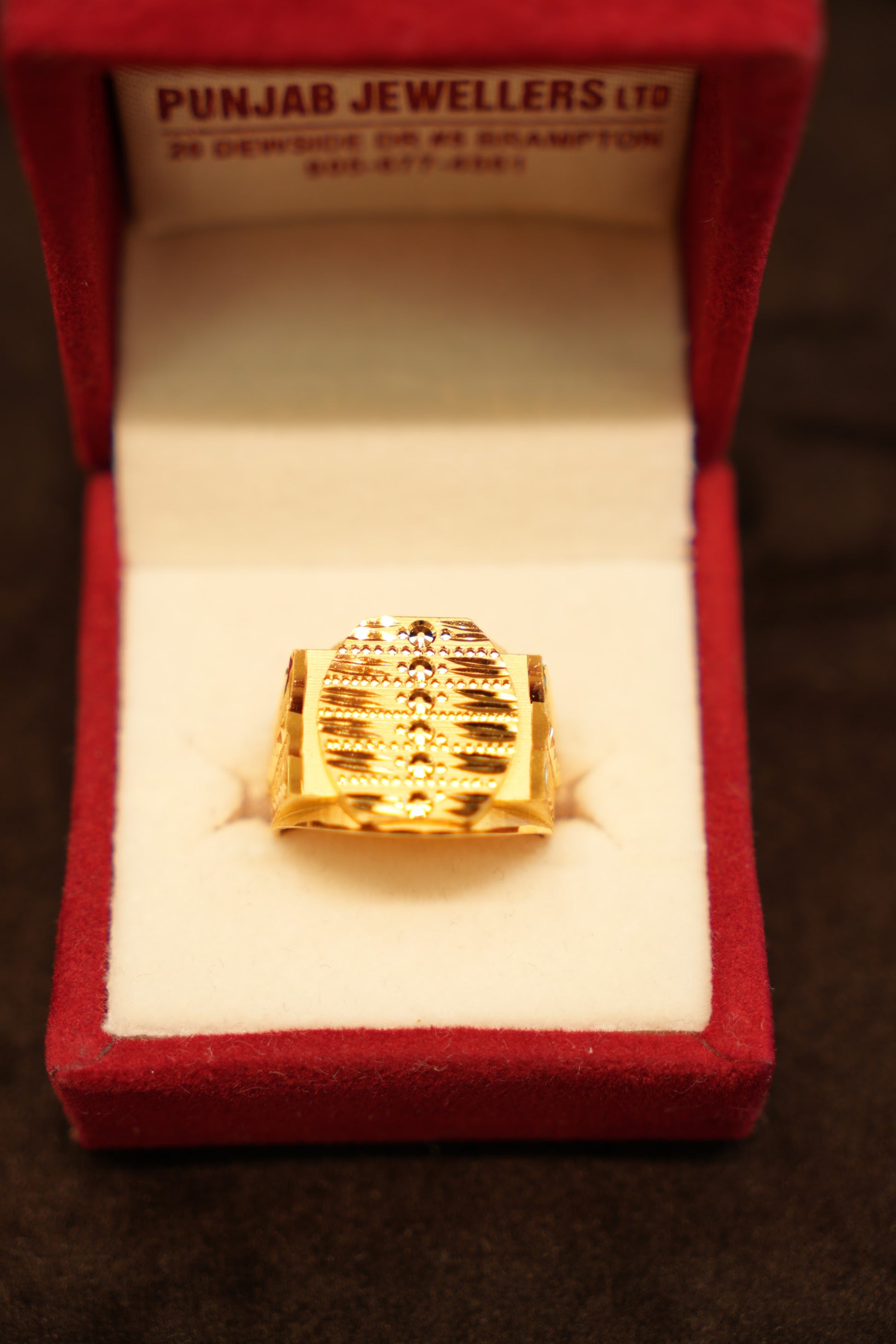 22K Gold Feathered Row Dome Ring