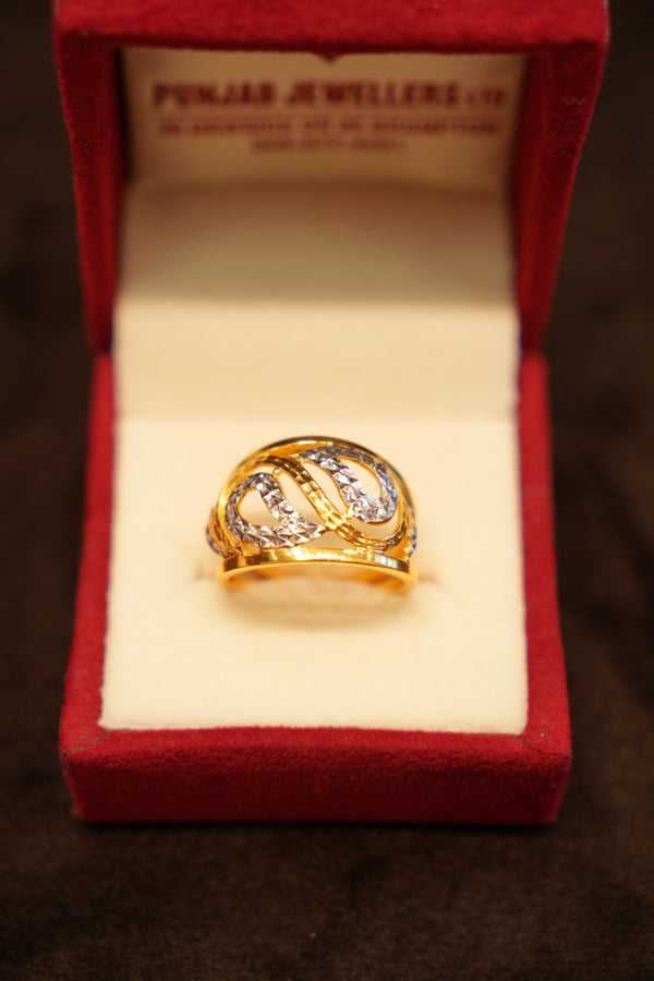 22K Gold Two-Tone Wave Pavé Ring