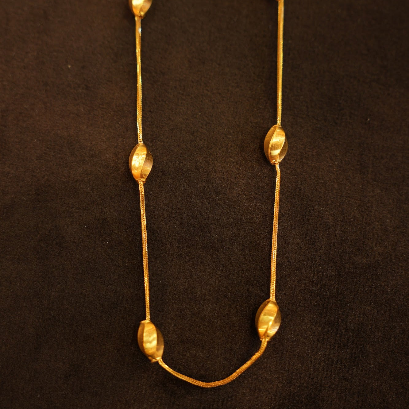 22K Gold Polished Bead Station Chain