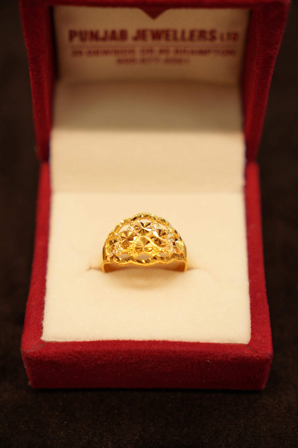22K Gold Starburst Lattice Dome Ring