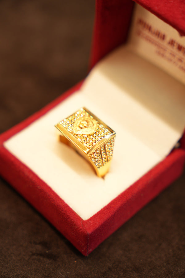 22K Gold Lion Face Signet Ring