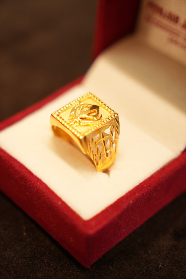 22K Gold Khanda Signet Ring