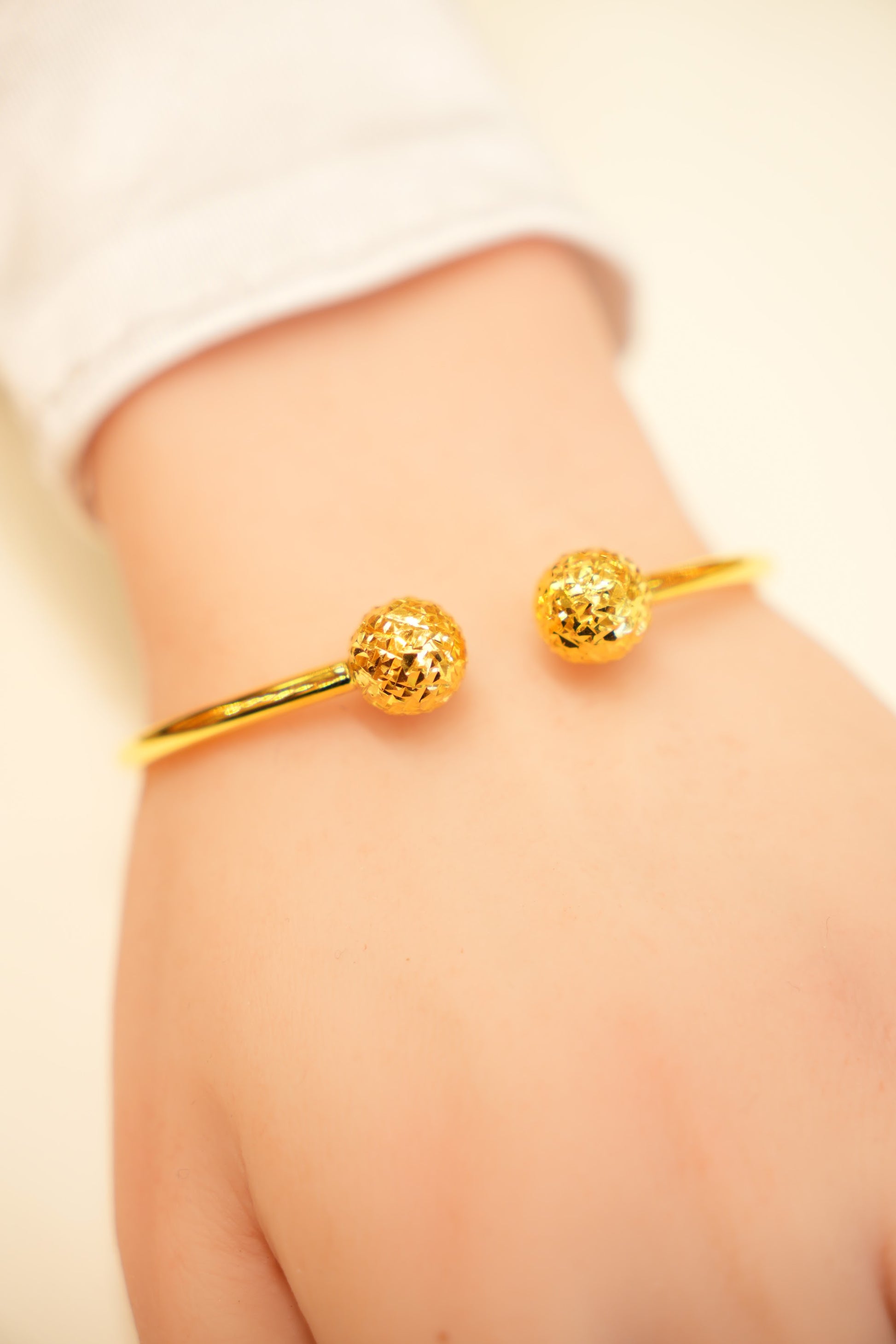 22K Gold Ball-Tip Cuff Bracelet