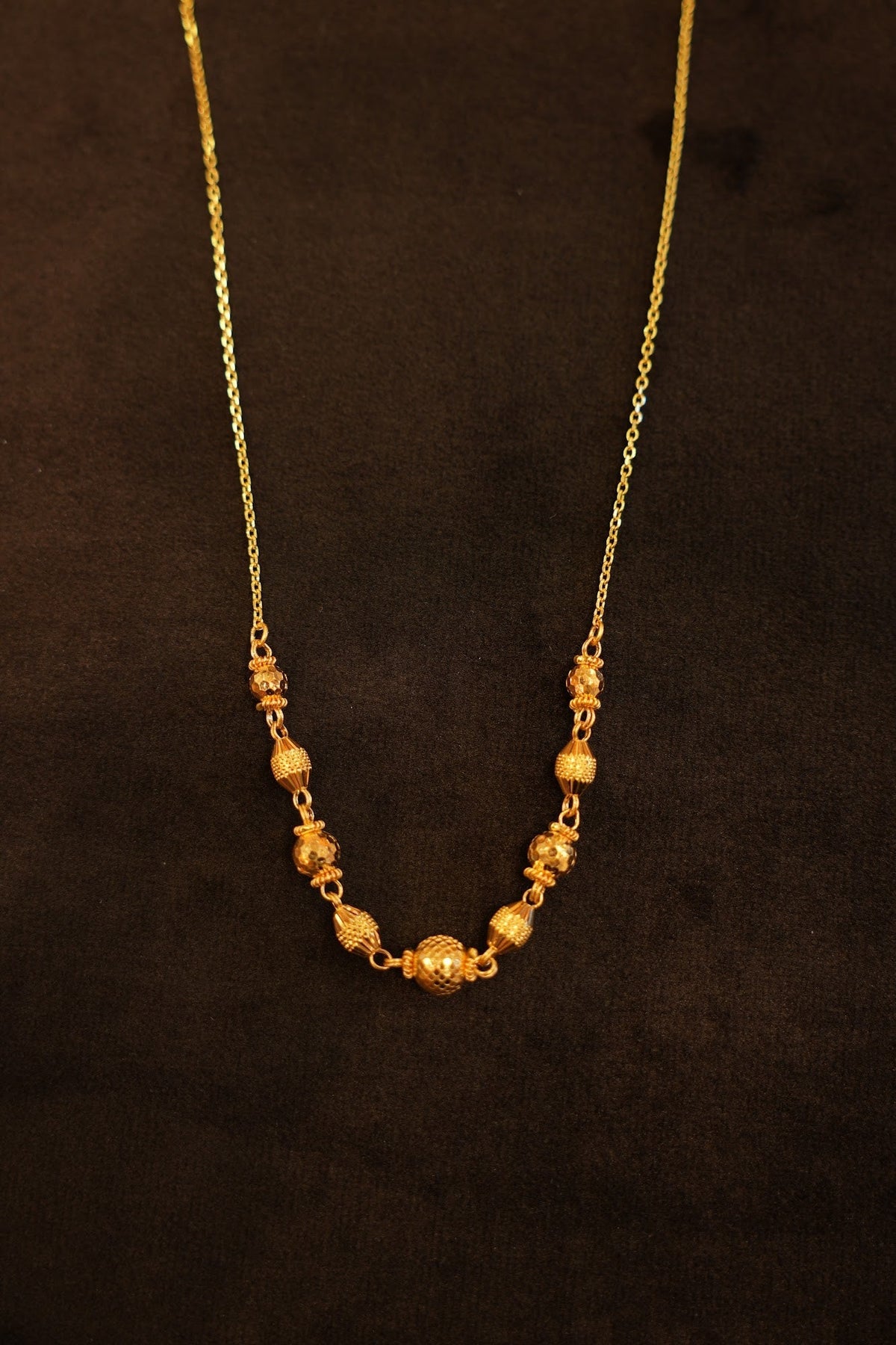 22K Gold Beaded Front Cluster Chain