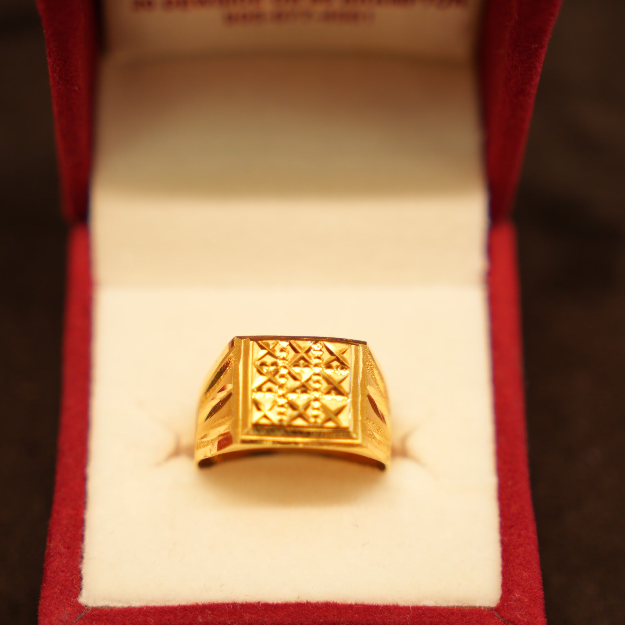 22K Gold Fine X-Grid Signet Ring