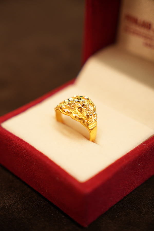 22K Gold Starburst Lattice Dome Ring