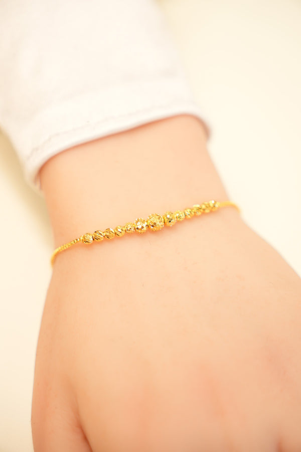 22K Gold Diamond-Cut Bead Cluster Bracelet