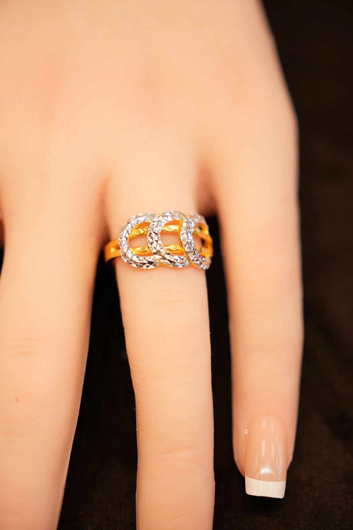22K Gold Interlocking Loops Ring