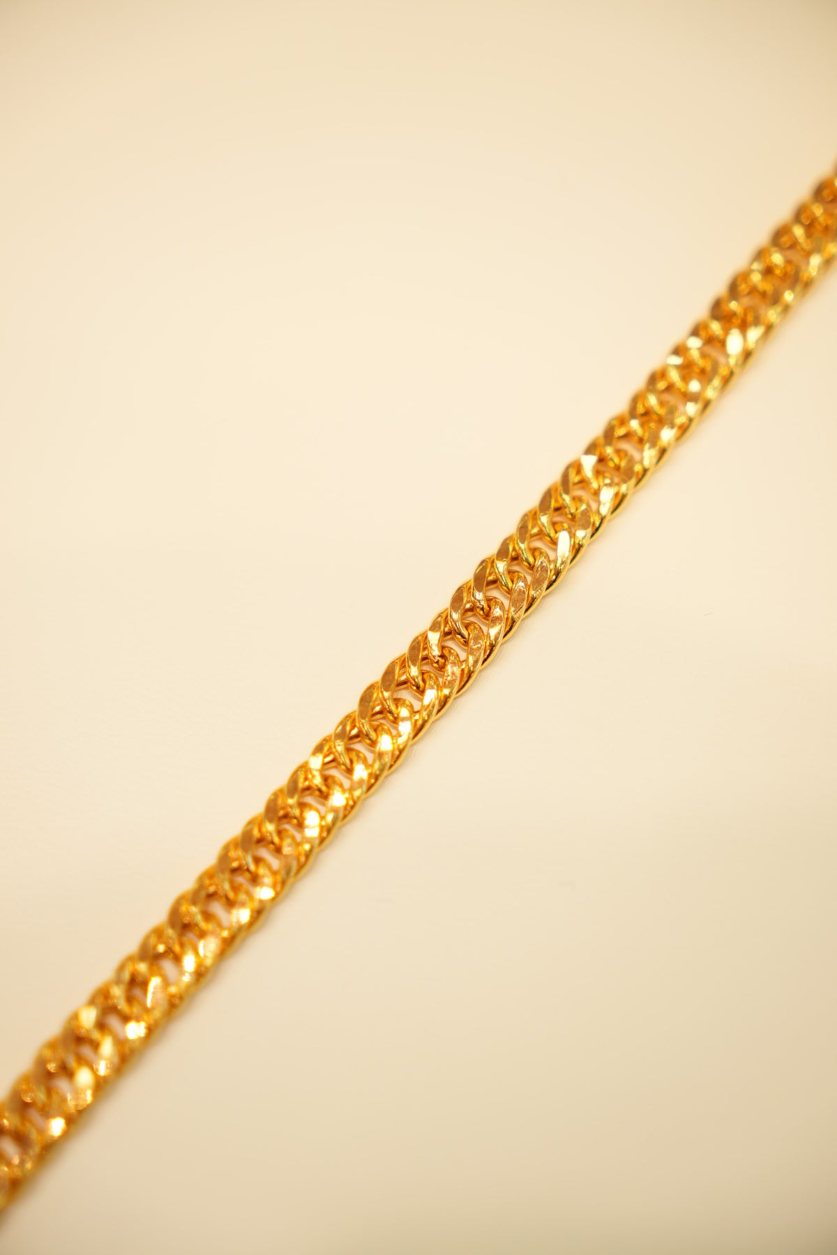 22K Gold Flat Polished Link Bracelet