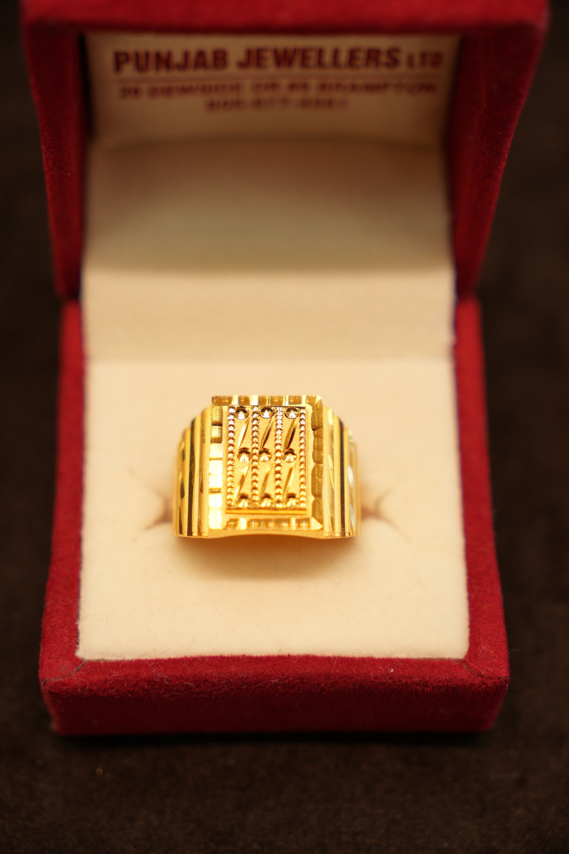 22K Gold Beaded Stripe Signet Ring