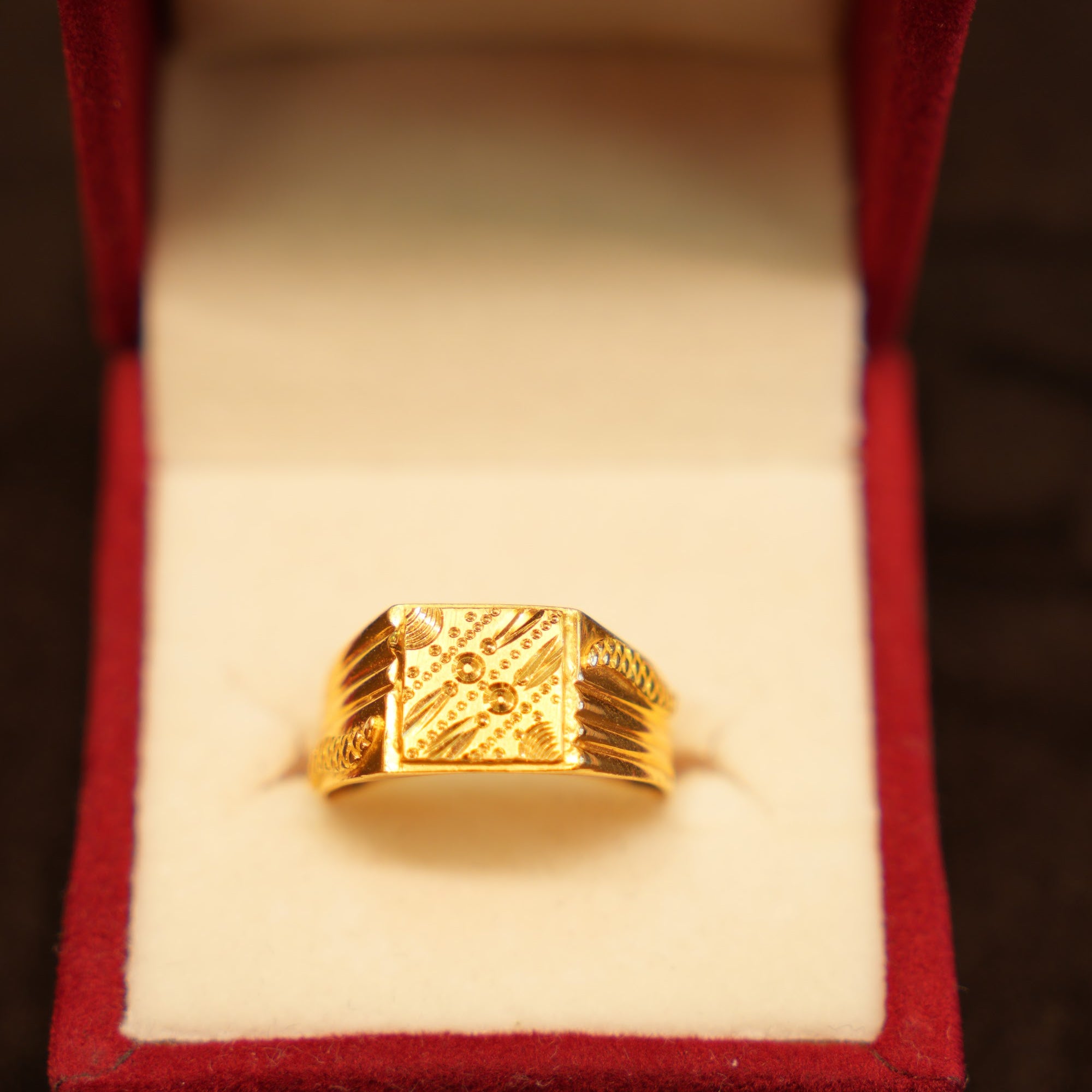 22K Gold Petite Etched Signet Ring