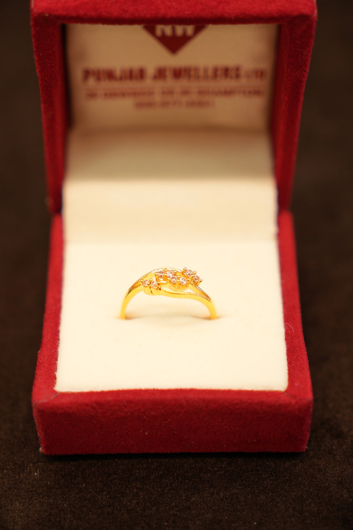 22K Gold Diagonal Stone Wave Ring