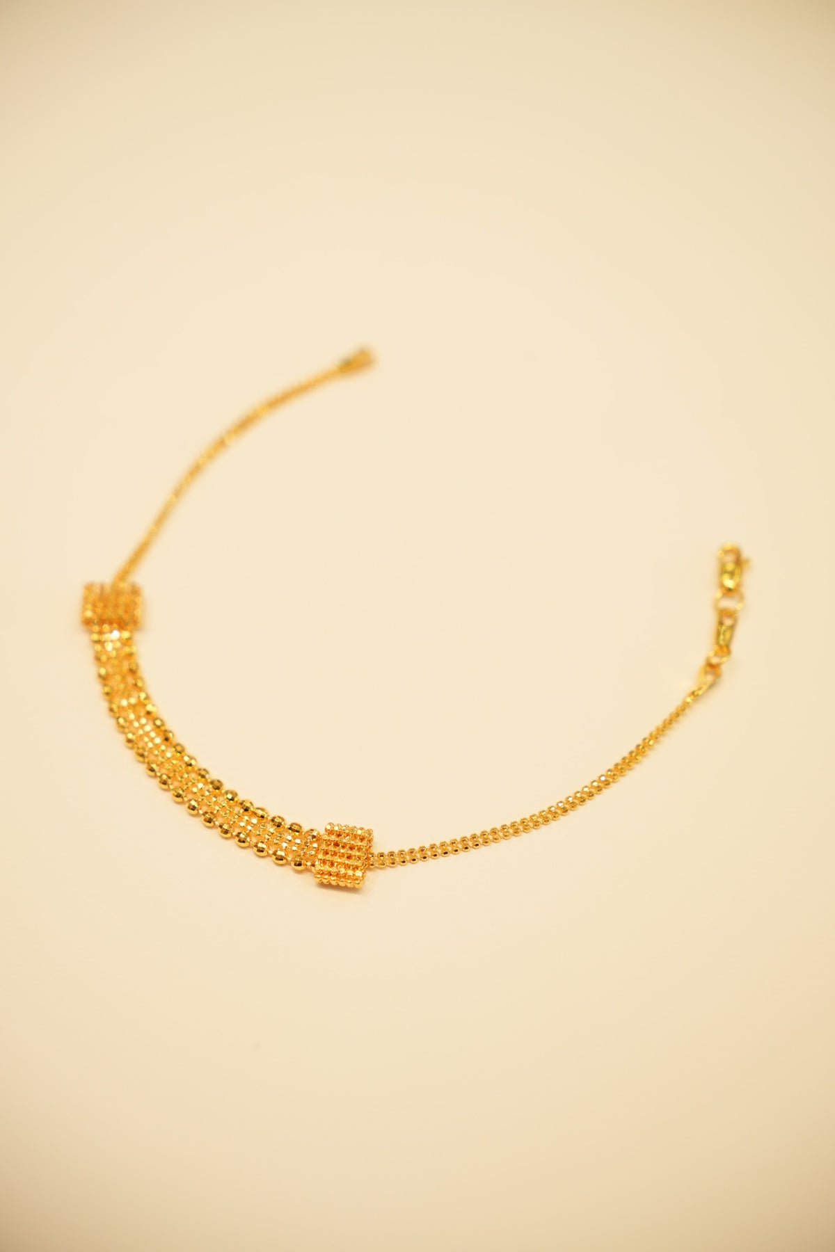 22K Gold Tapered Bead Mesh Bracelet