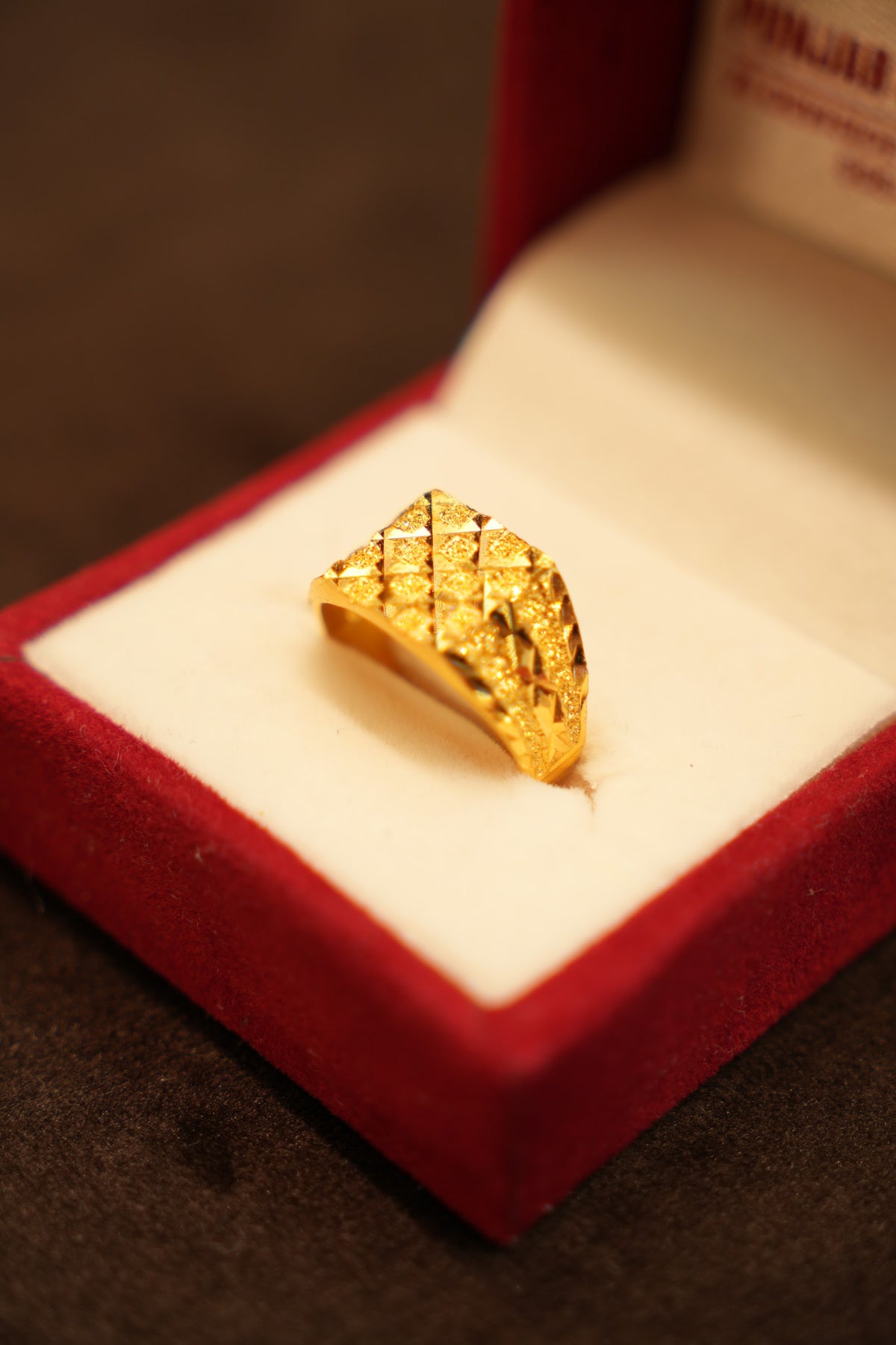 22K Gold Quilted Diamond-Cut Dome Ring