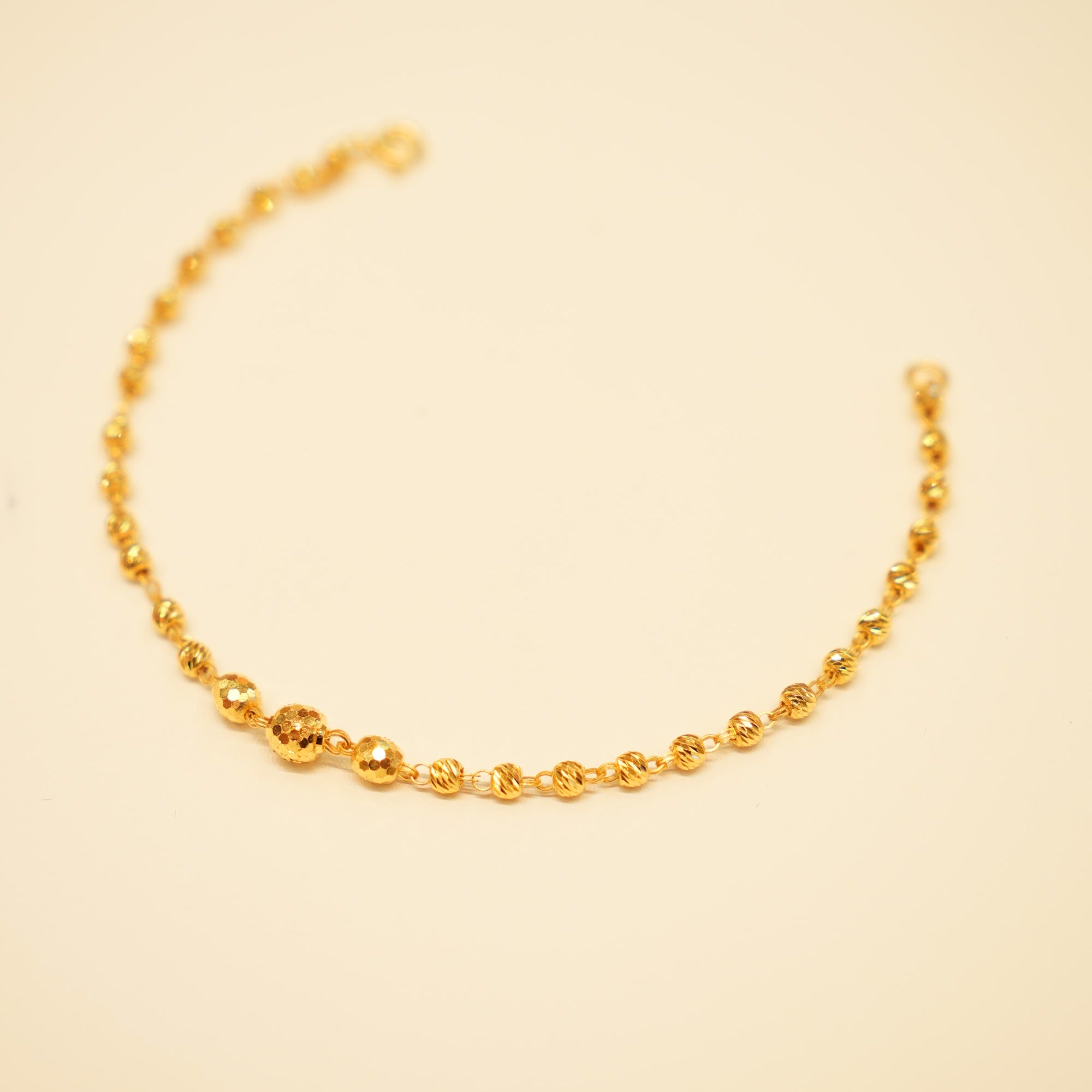 22K Gold Graduated Sparkle Bead Bracelet