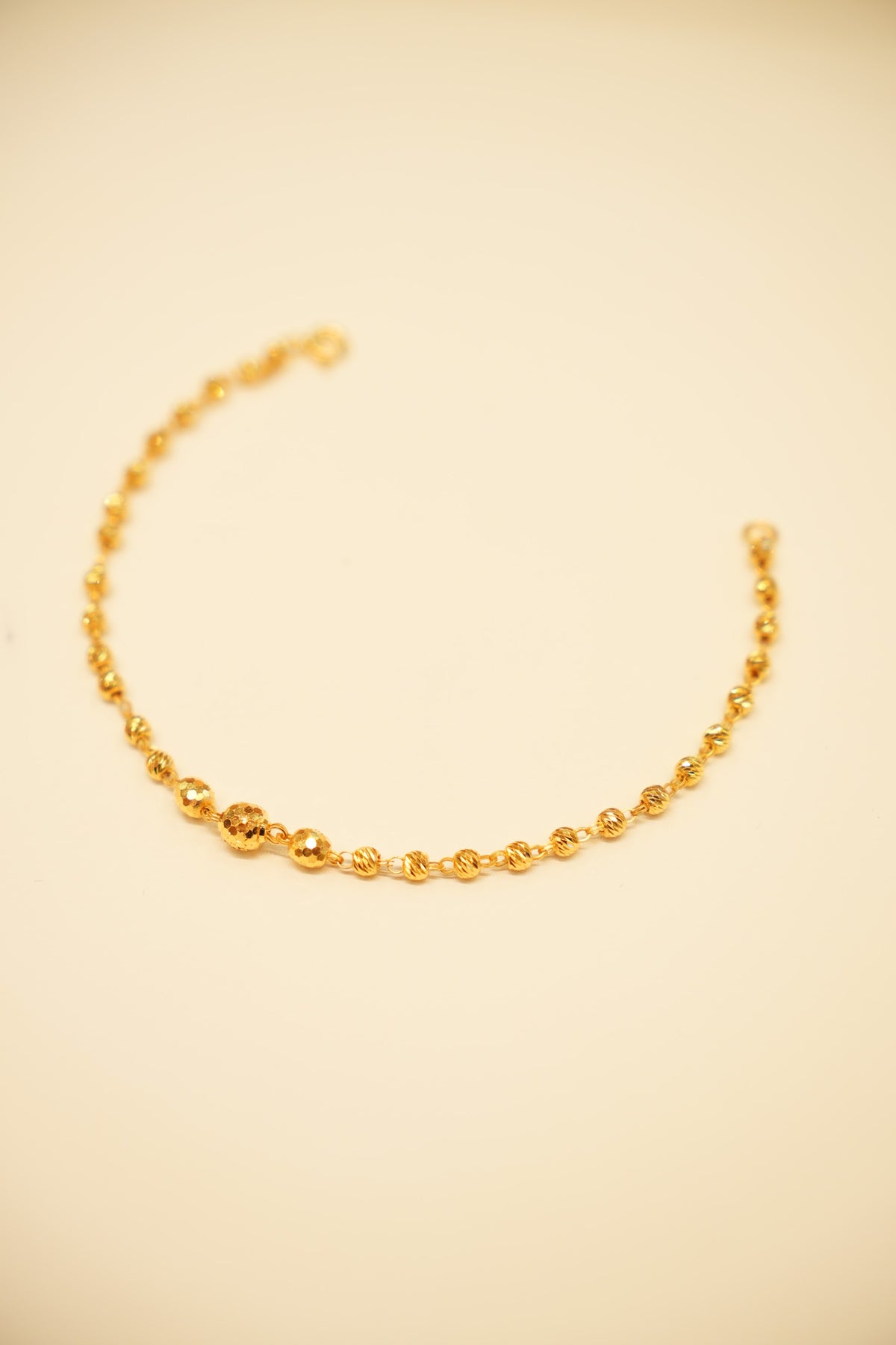 22K Gold Graduated Sparkle Bead Bracelet