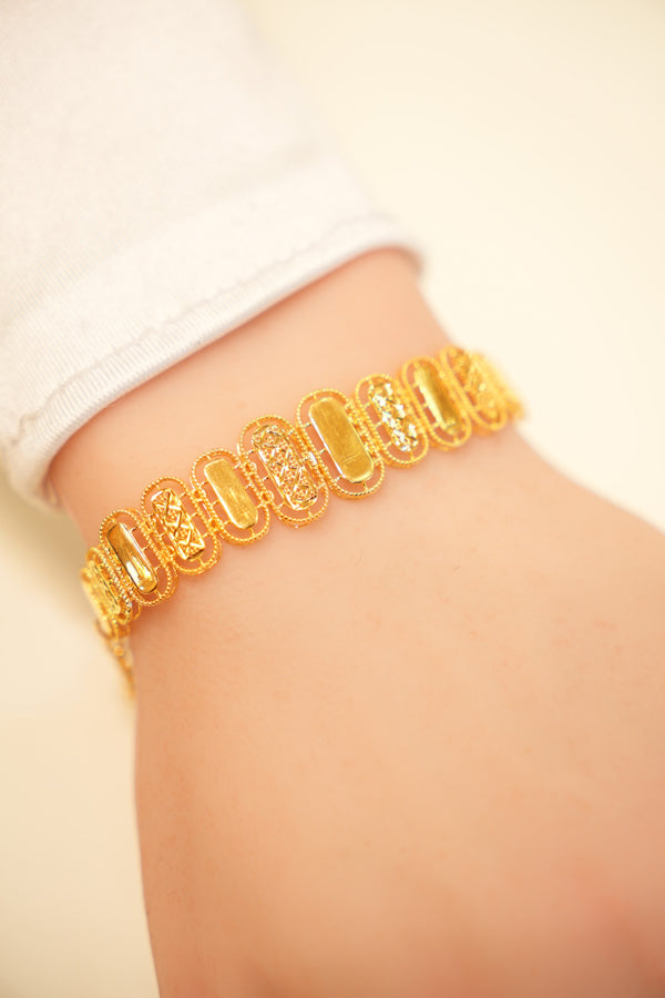 22K Gold Woven Bar Panel Bracelet