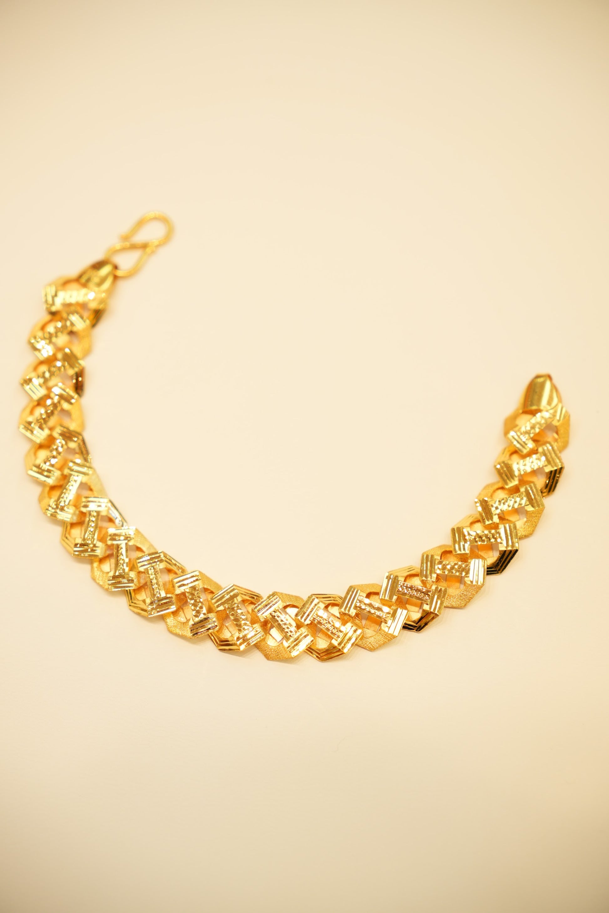 22K Gold I-Beam Link Bracelet