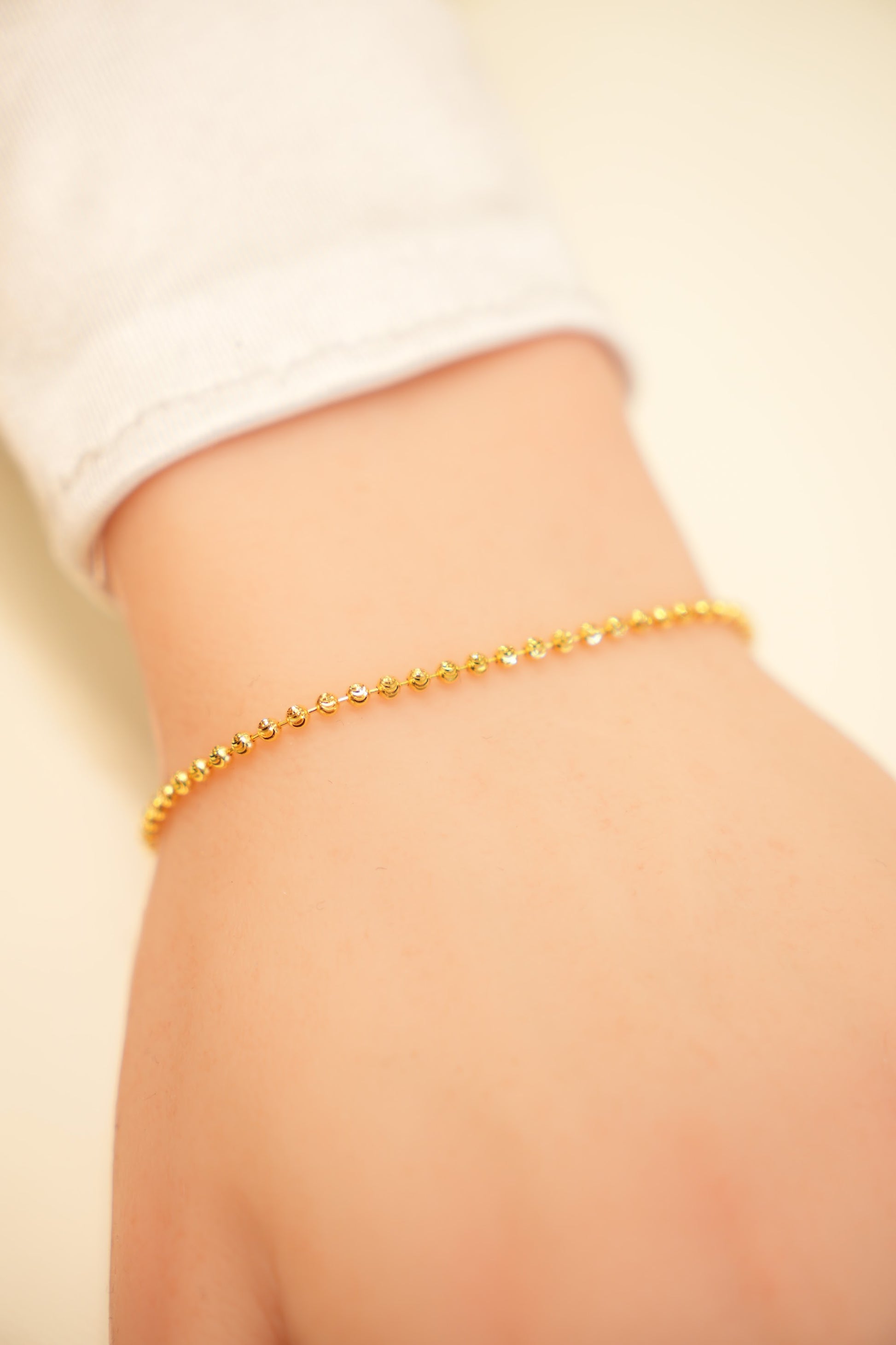 22K Gold Flat Disc Bead Bracelet