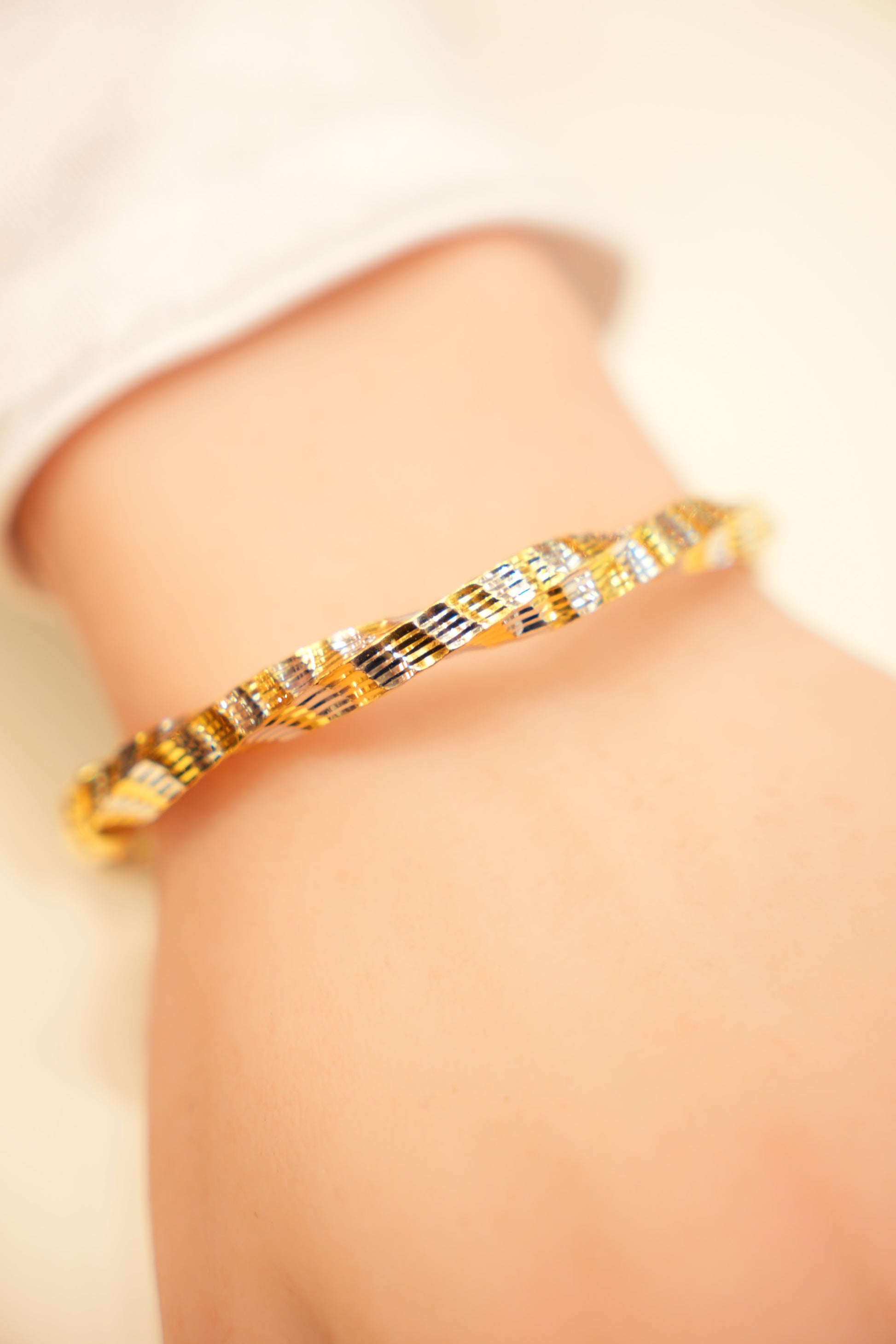 22K Gold Twisted Two-Tone Bangle