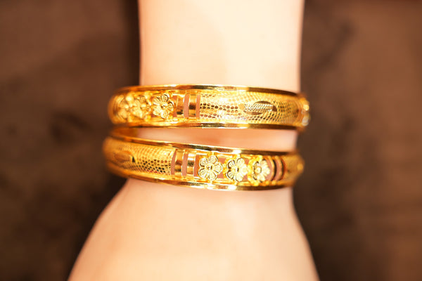 22K Gold Honeycomb Flower Dot Bangles
