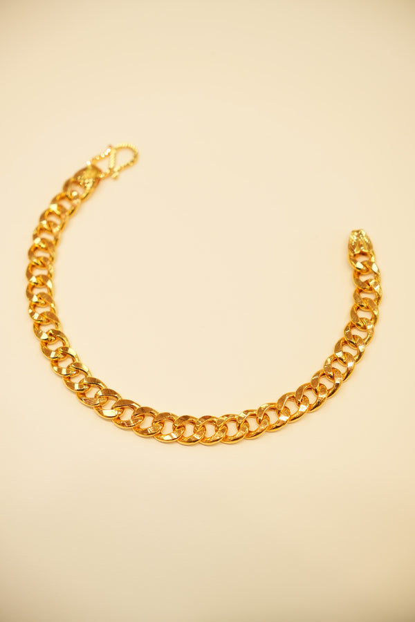 22K Gold Hammered Curb Bracelet