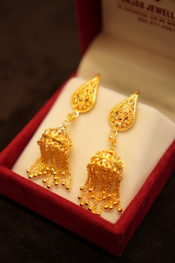 22K Gold Teardrop Tassel Chandelier Stud Earrings