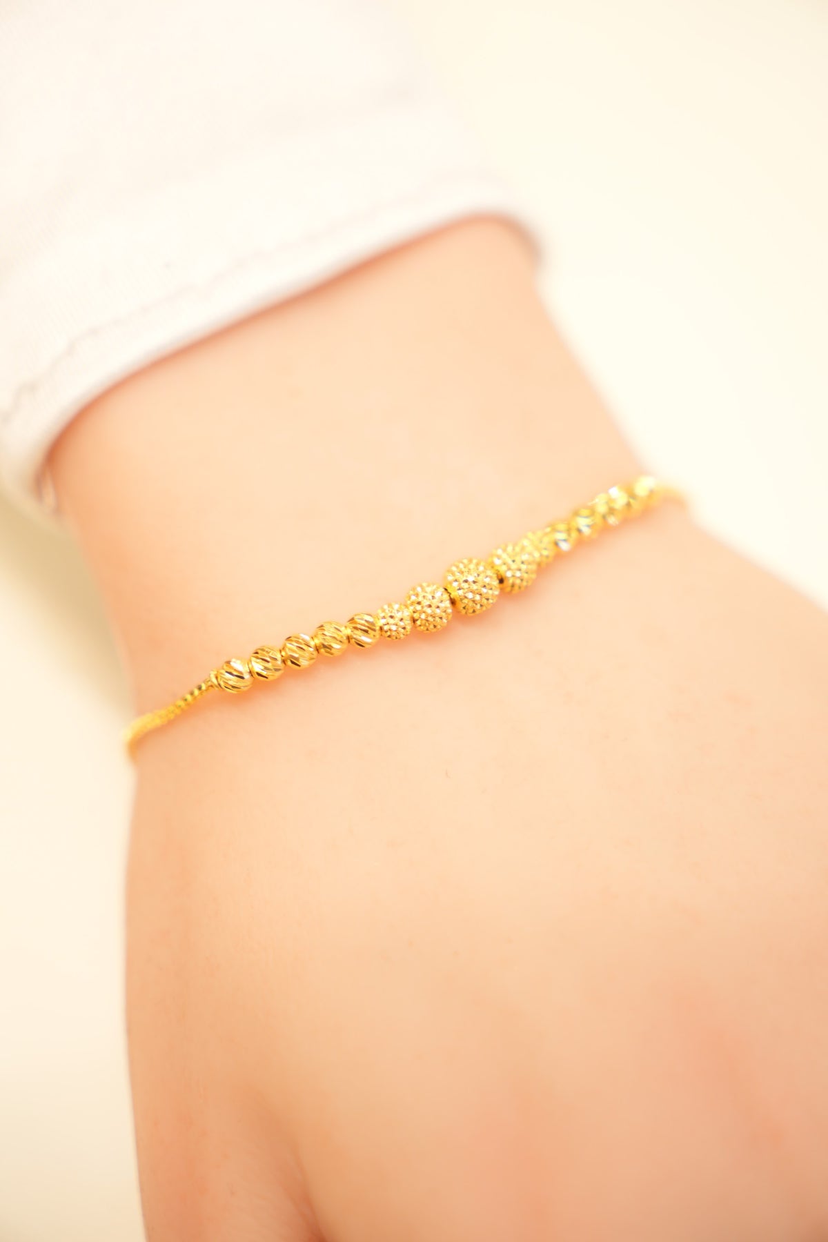 22K Gold Box Chain Bead Cluster Bracelet