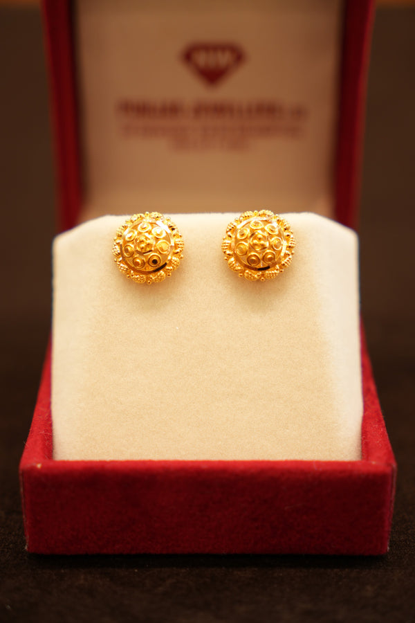 22K Gold Dotted Swirl Scalloped Stud Earrings