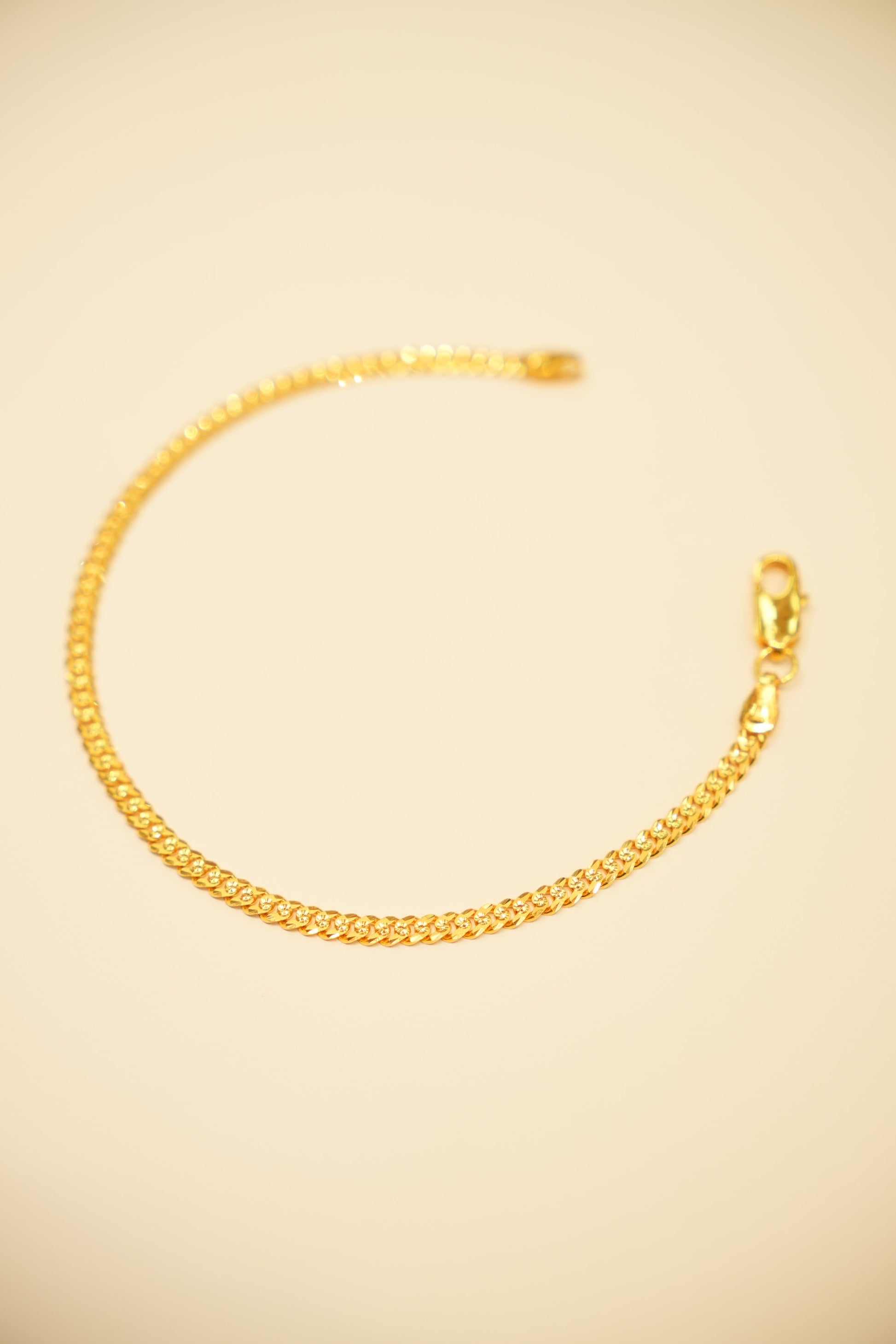 22K Gold Slim Curb Bracelet
