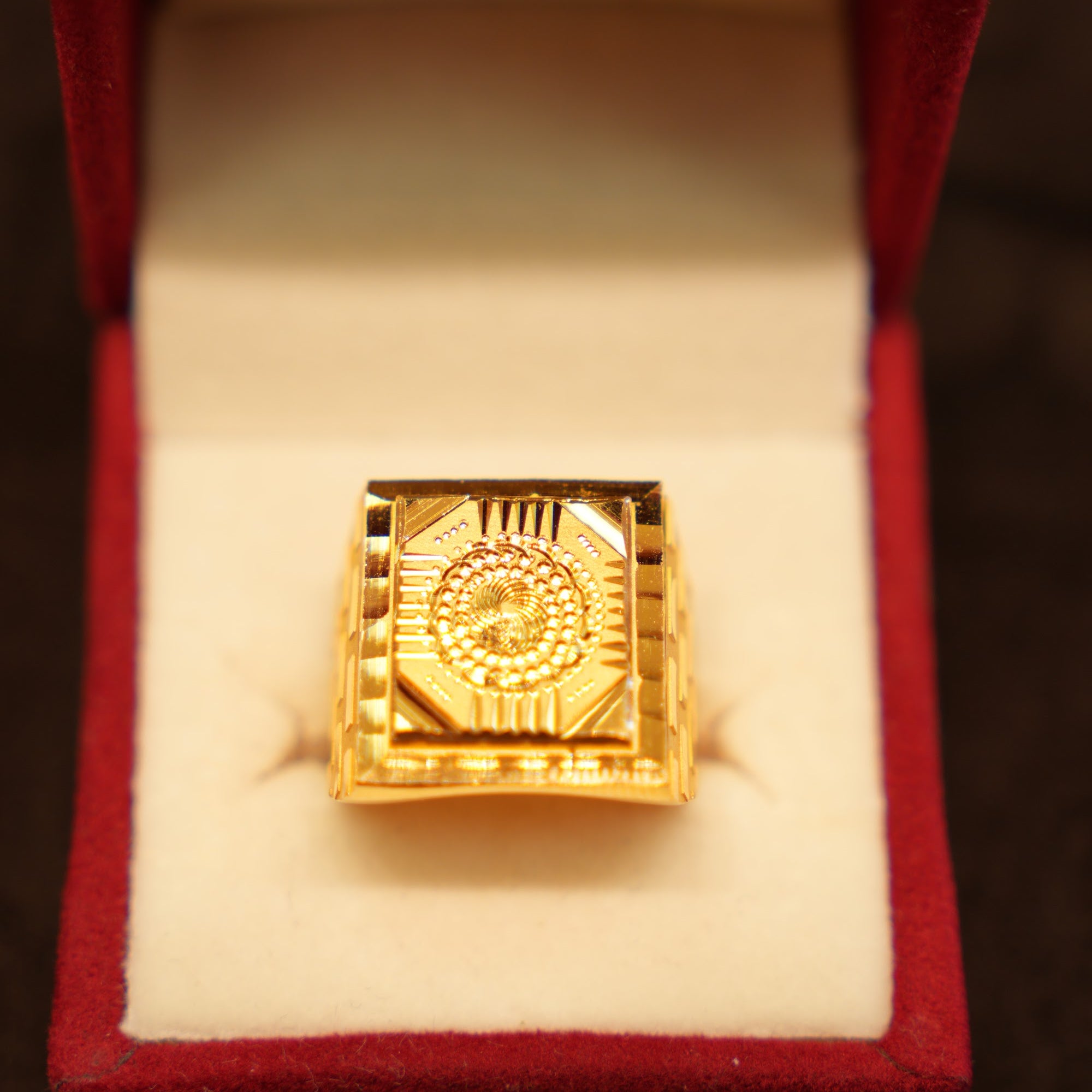 22K Gold Spiral Coil Signet Ring