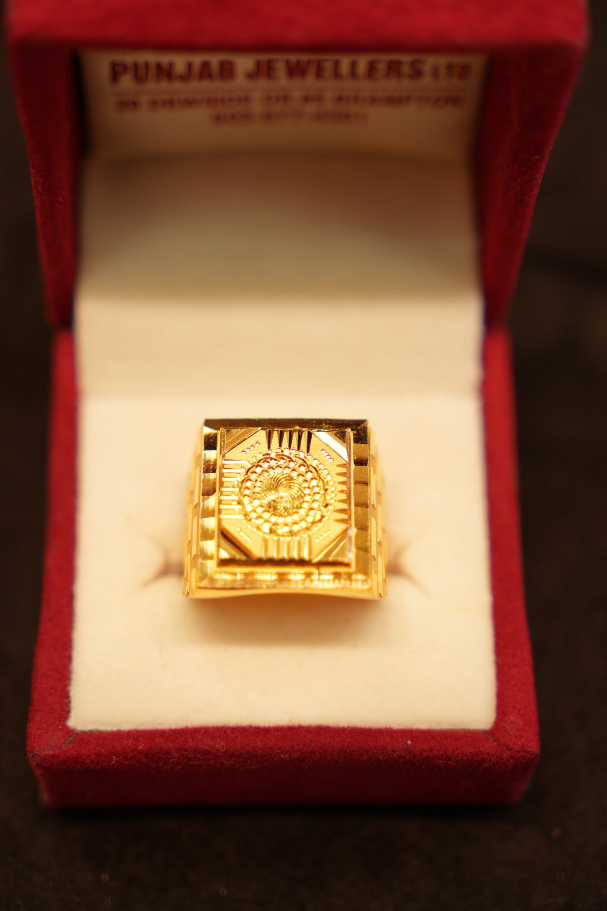 22K Gold Spiral Coil Signet Ring
